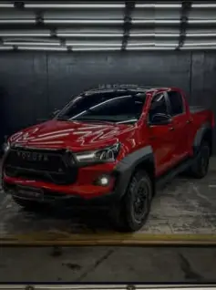 Toyota Hilux GR-S · trabajo de HUB Custom